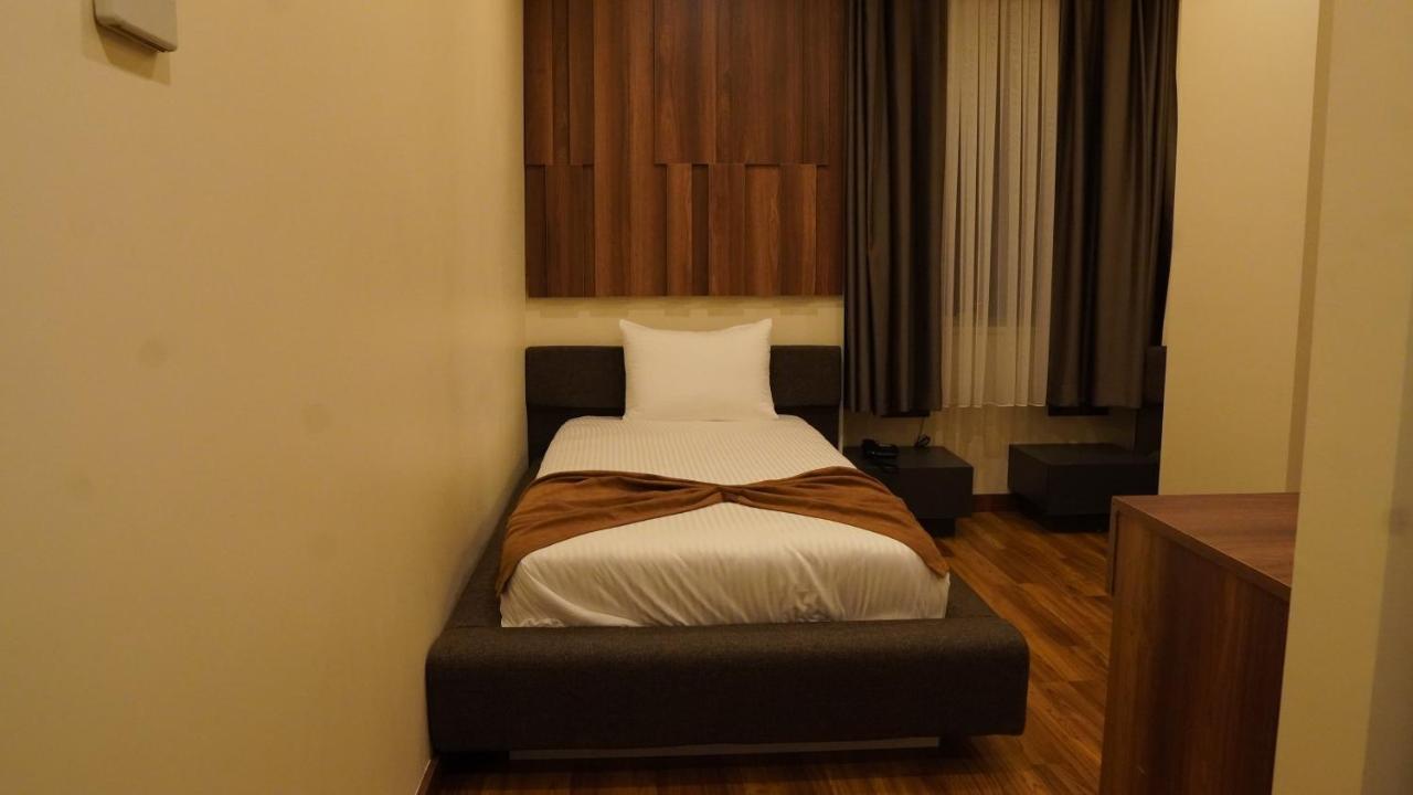 Amber Palace Hotel อิสตันบูล ภายนอก รูปภาพ